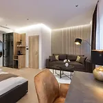 شقة فندقية Royal Suite, 3*