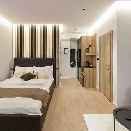 Royal Suite, Aparthotel 3*