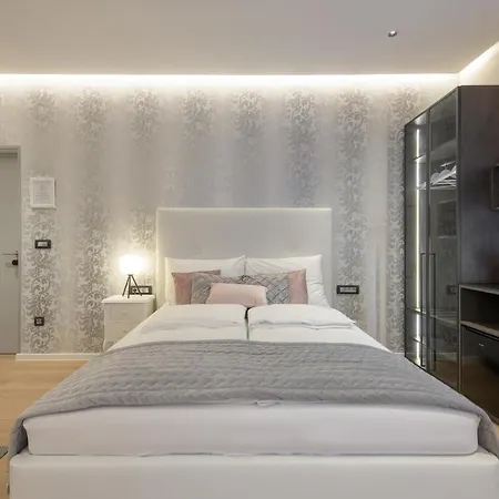 아파트호텔 Royal Suite,