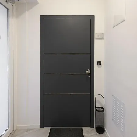 Royal Suite, Aparthotel 3*