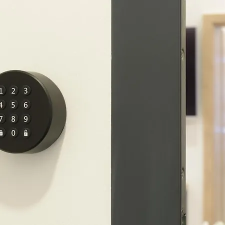 Royal Suite, Aparthotel 3*