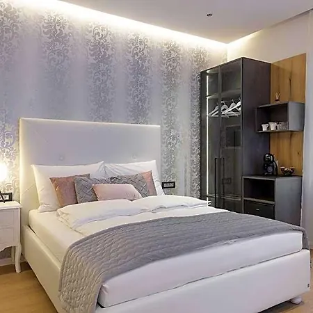 Royal Suite,