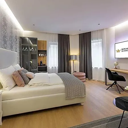 Apart-hotel Royal Suite,