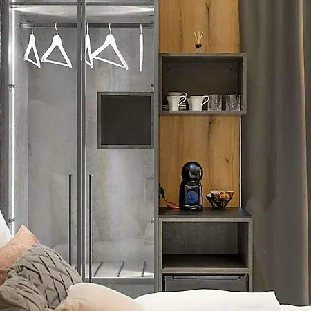 Royal Suite, 3*