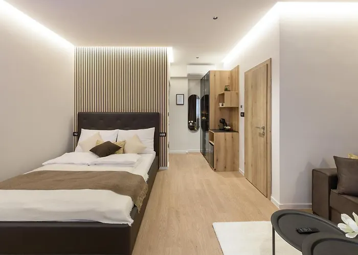 Royal Suite, شقة فندقية 3*